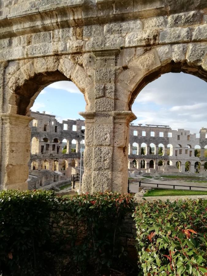 Apartments Jadranka Ivana Pula Luaran gambar