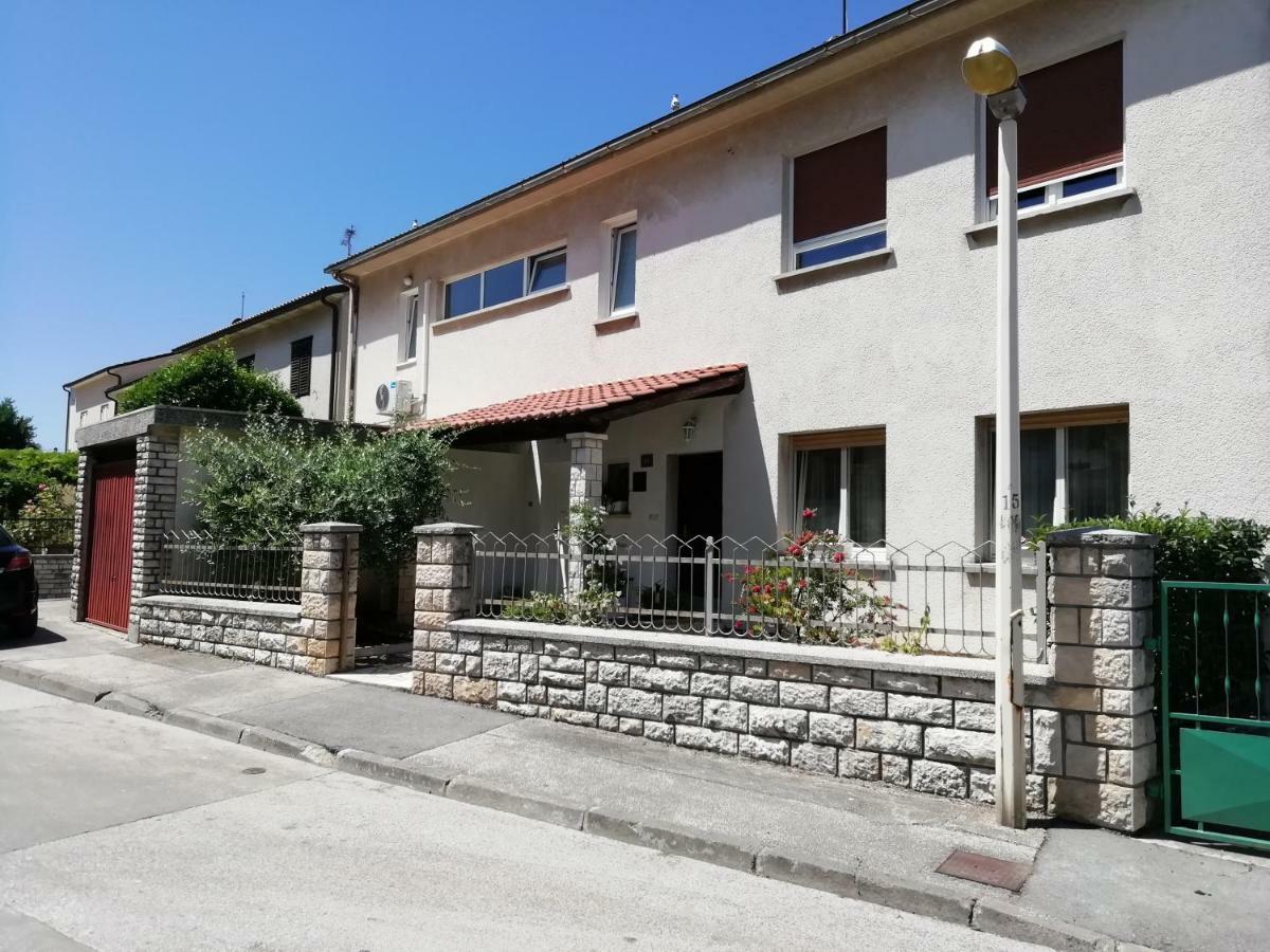 Apartments Jadranka Ivana Pula Luaran gambar